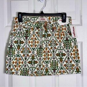 Wrangler  Western Tapestry Embroidery Print Denim Mini Skirt Womens Size 2 NWT